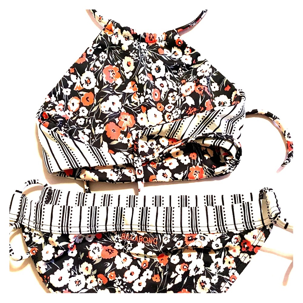 EUC girls Billabong Reversible 2piece